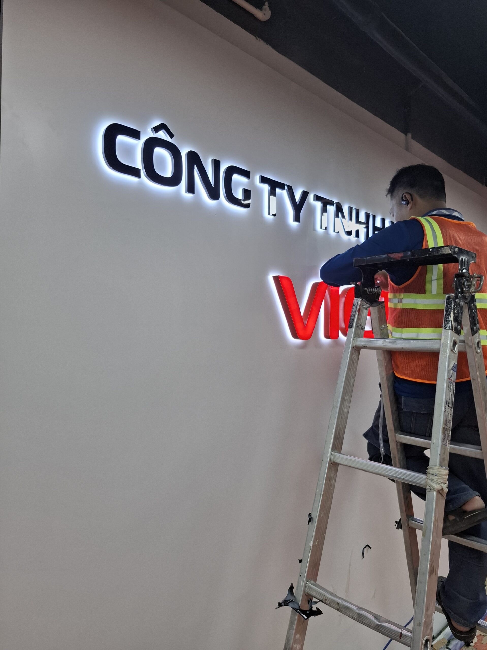 Thi công logo chữ nổi – Giải pháp nâng tầm thương hiệu cho doanh nghiệp - Ảnh 2